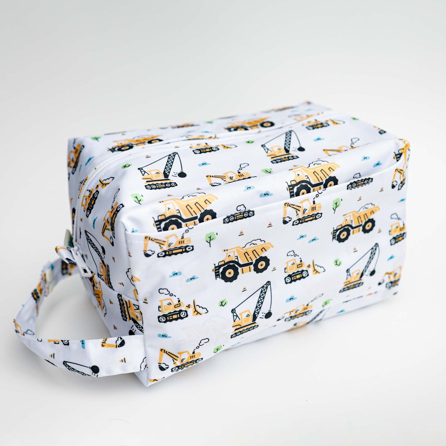 Reversible Storage Travel Cube Diaper Pod with Exterior Storage Pocket