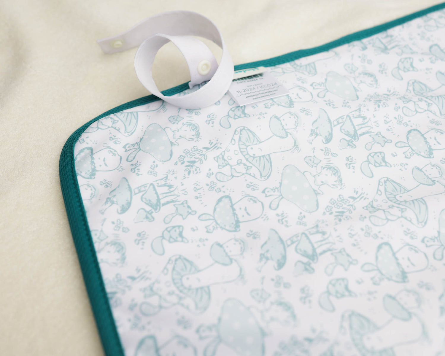 Ultra-Soft Bamboo Machine Washable and Wipeable Diaper Change Mat