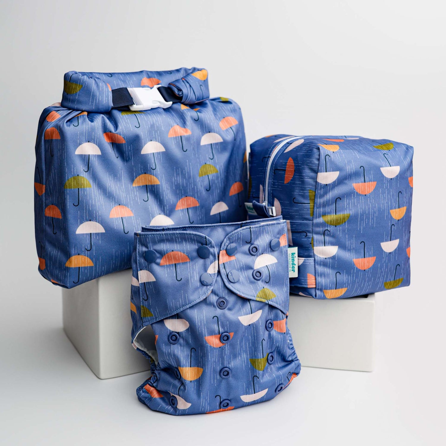 Reversible Mini Storage Travel Cube Diaper Pod with Exterior Storage Pocket