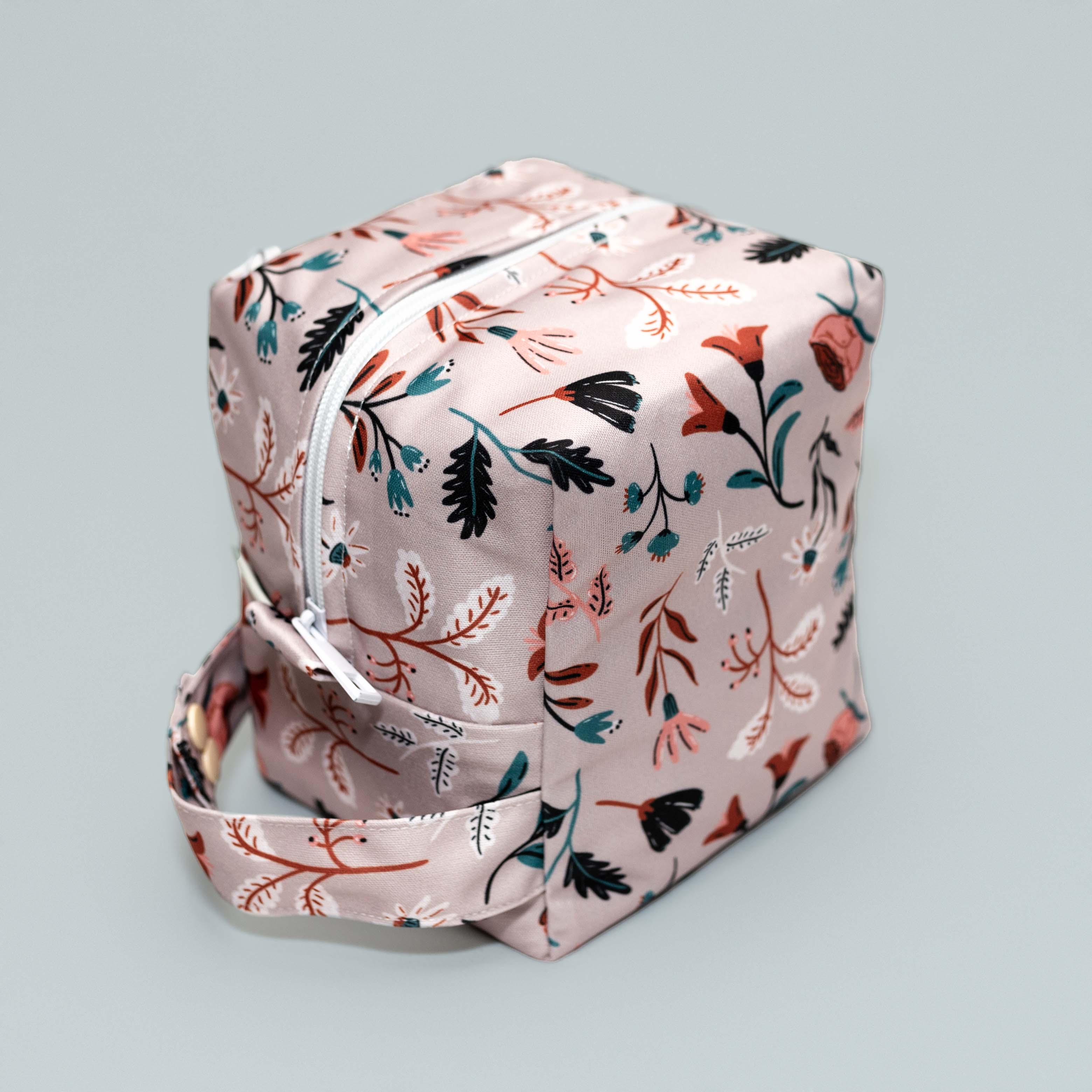 Reversible Mini Storage Travel Cube Diaper Pod with Exterior Storage Pocket
