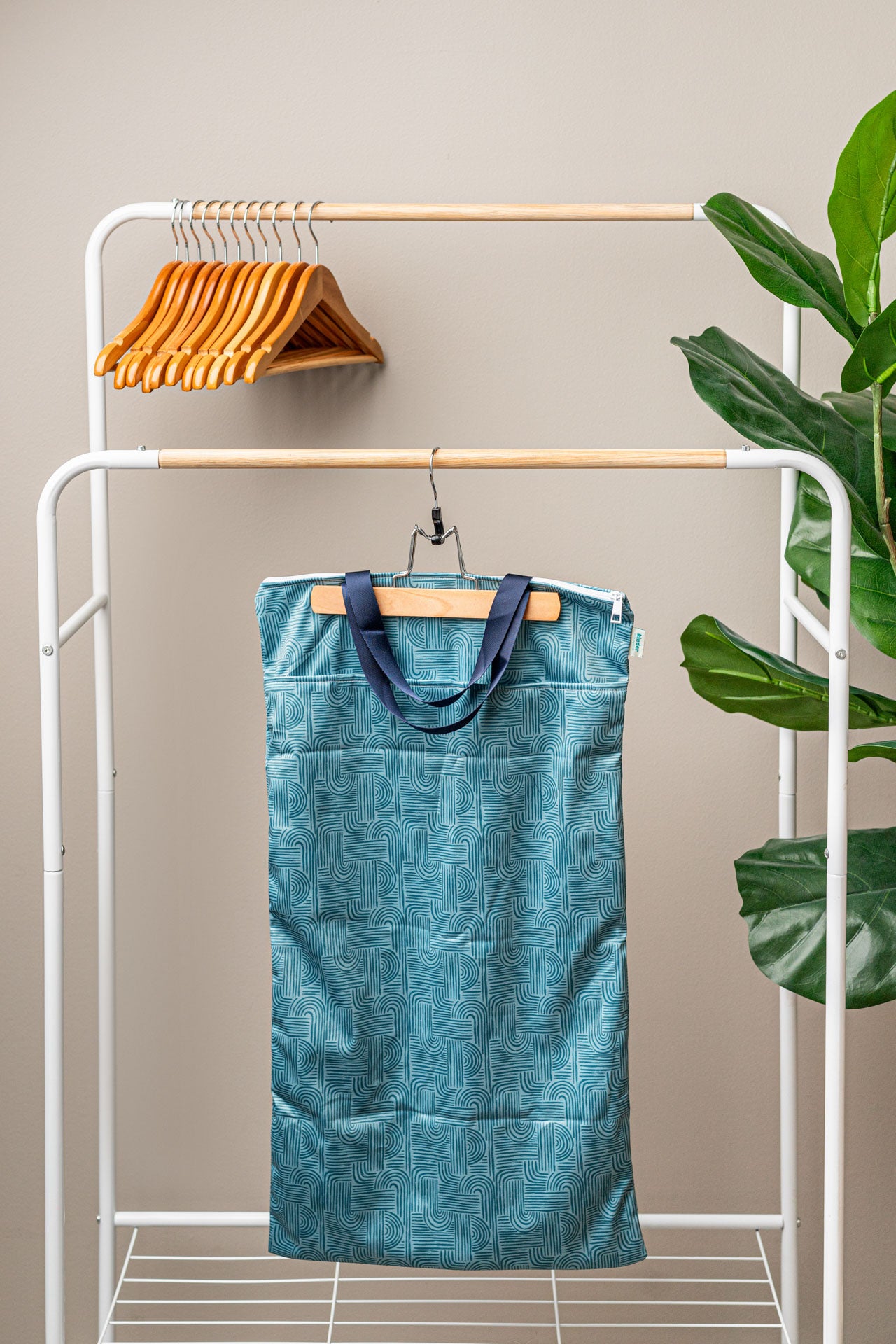 Large Zipper Hanging Wet Bag, Laundry Bag with Handles