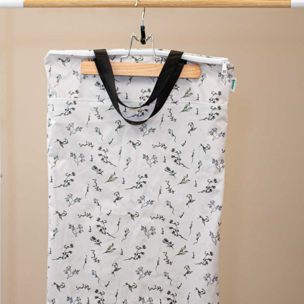 Patterned Large Zipper Hanging Wet Bag, Laundry Bag with Handles