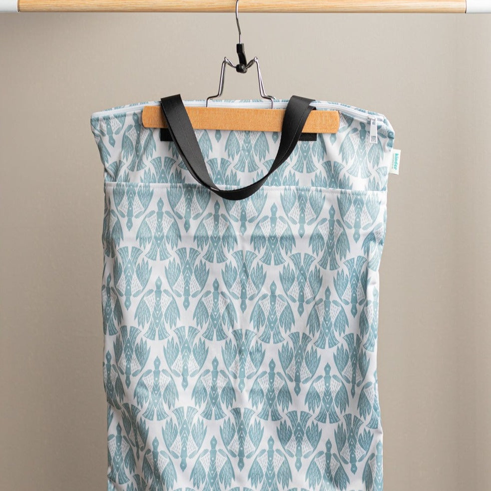 Patterned Large Zipper Hanging Wet Bag, Laundry Bag with Handles