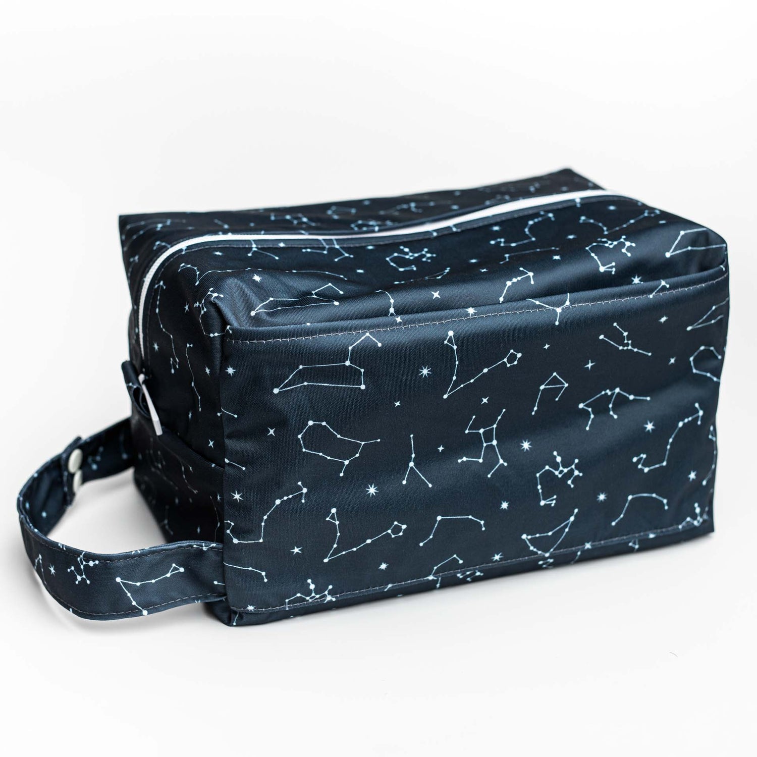 Reversible Storage Travel Cube Diaper Pod with Exterior Storage Pocket