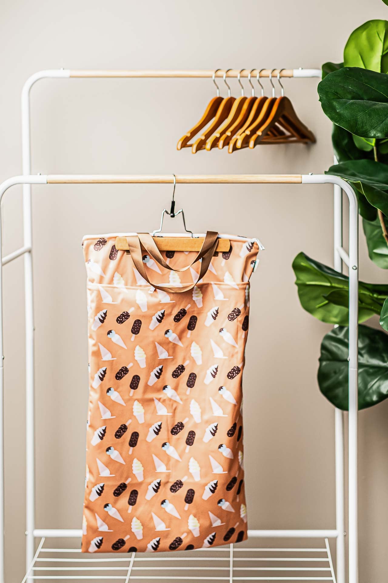 Large Zipper Hanging Wet Bag, Laundry Bag with Handles