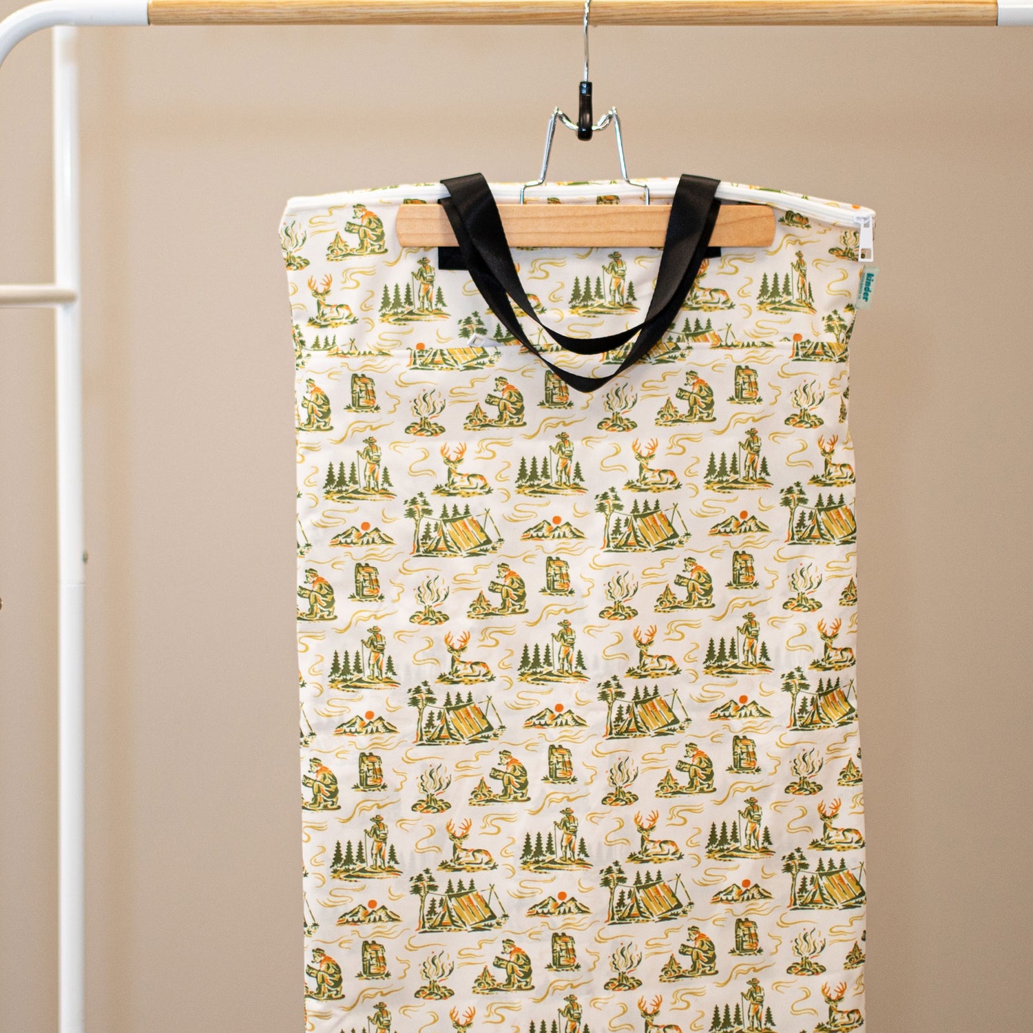 Patterned Large Zipper Hanging Wet Bag, Laundry Bag with Handles