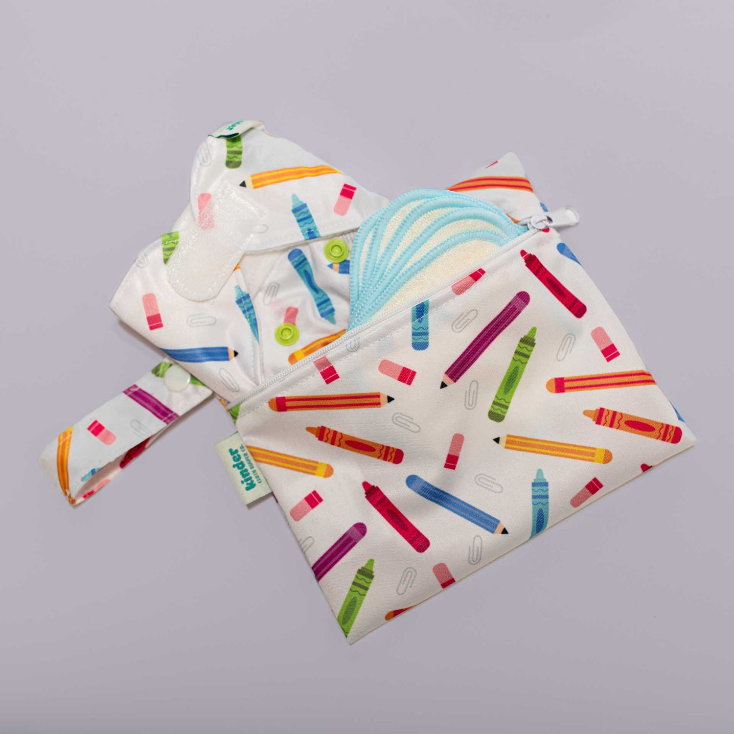 reusable machine washable play doll diapers toy velcro play diapers for pretend play colorful and bright