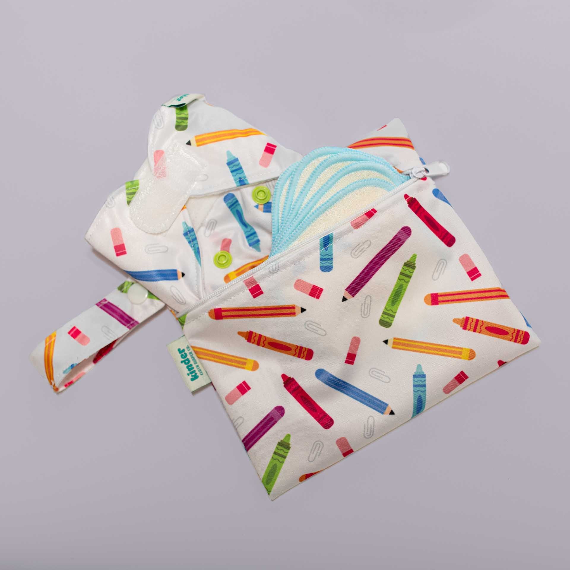 reusable machine washable play doll diapers toy velcro play diapers for pretend play colorful and bright