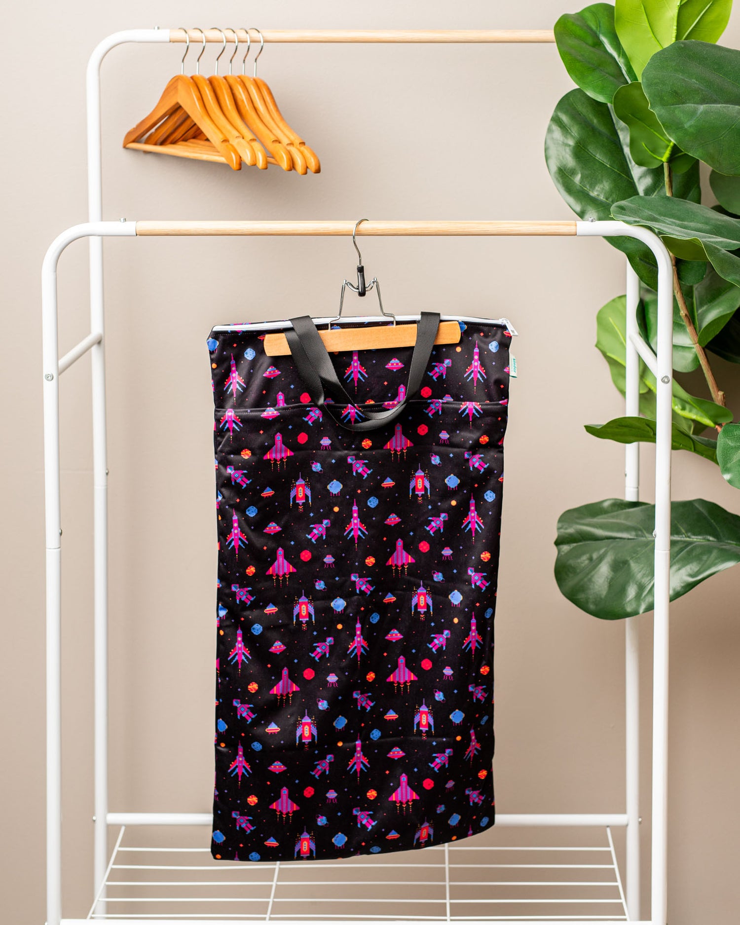Large Zipper Hanging Wet Bag, Laundry Bag with Handles
