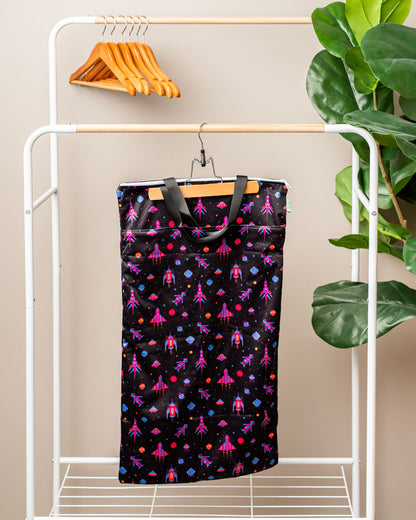 Large Zipper Hanging Wet Bag, Laundry Bag with Handles
