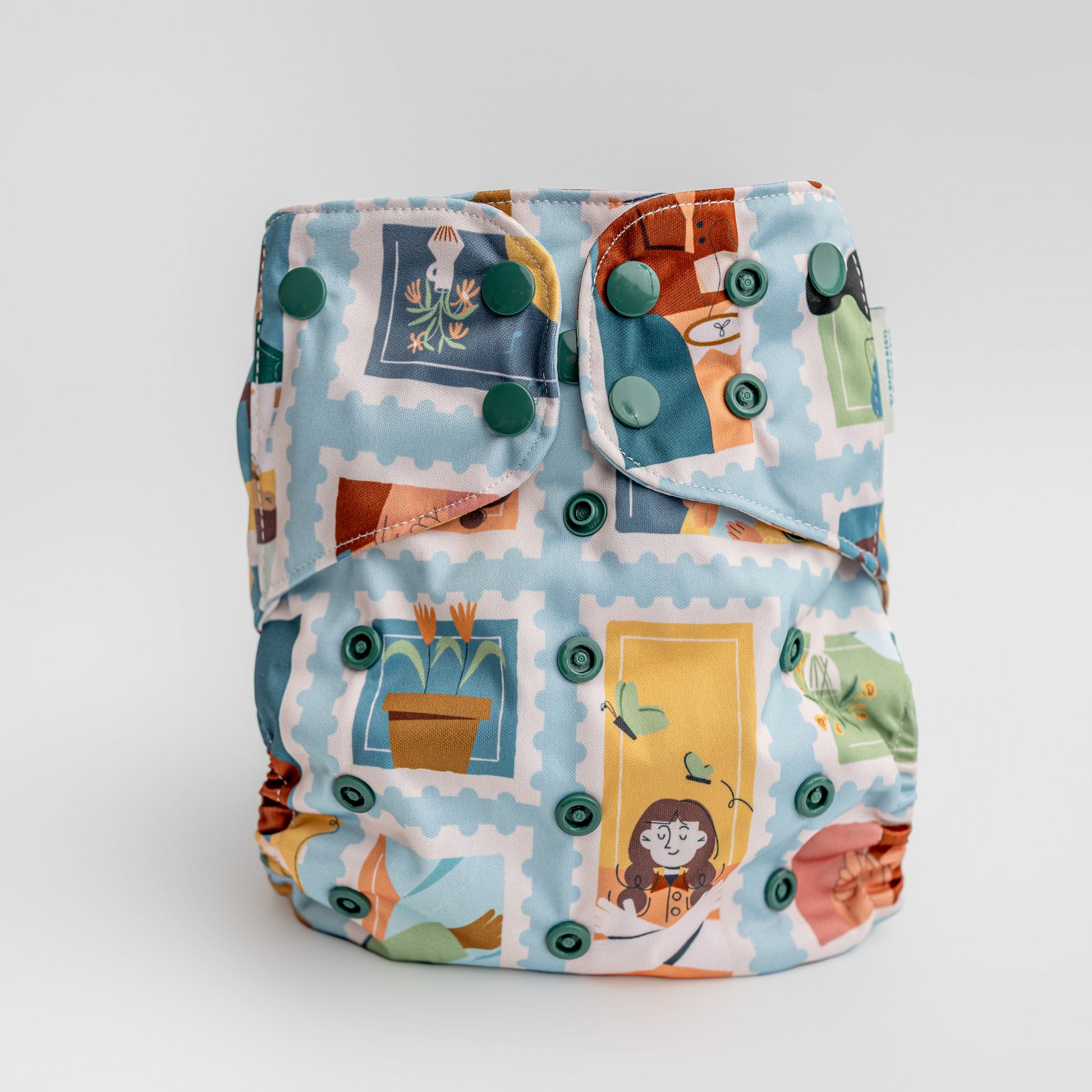 Floral: Essentials Pocket Cloth Diaper with Athletic Wicking Jersey, Grows with your Baby