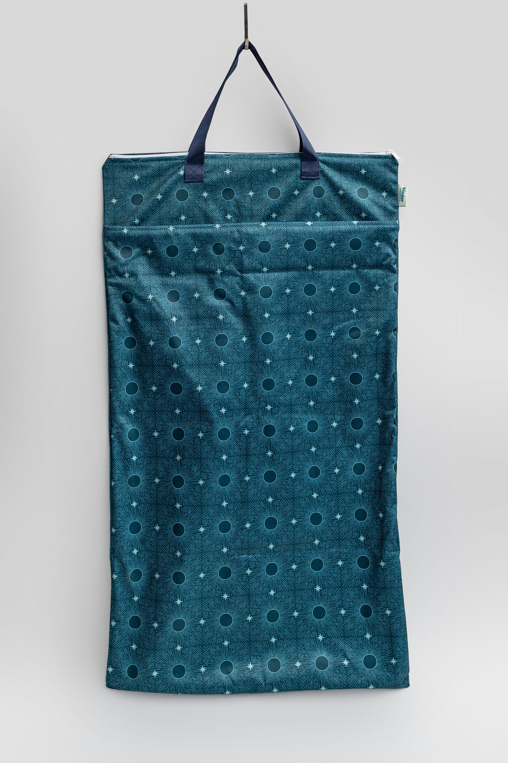 Large Zipper Hanging Wet Bag, Laundry Bag with Handles