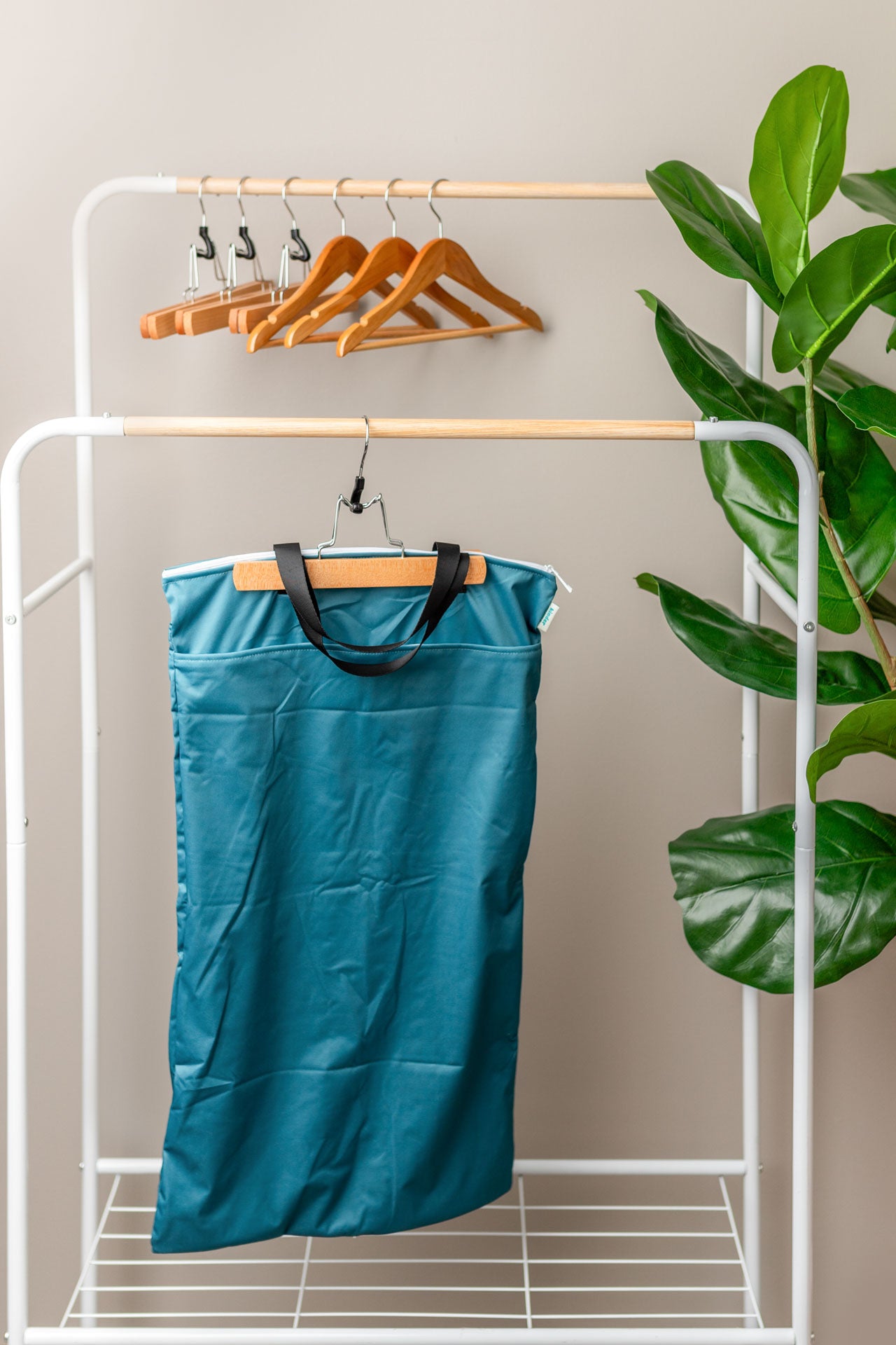 Large Zipper Hanging Wet Bag, Laundry Bag with Handles