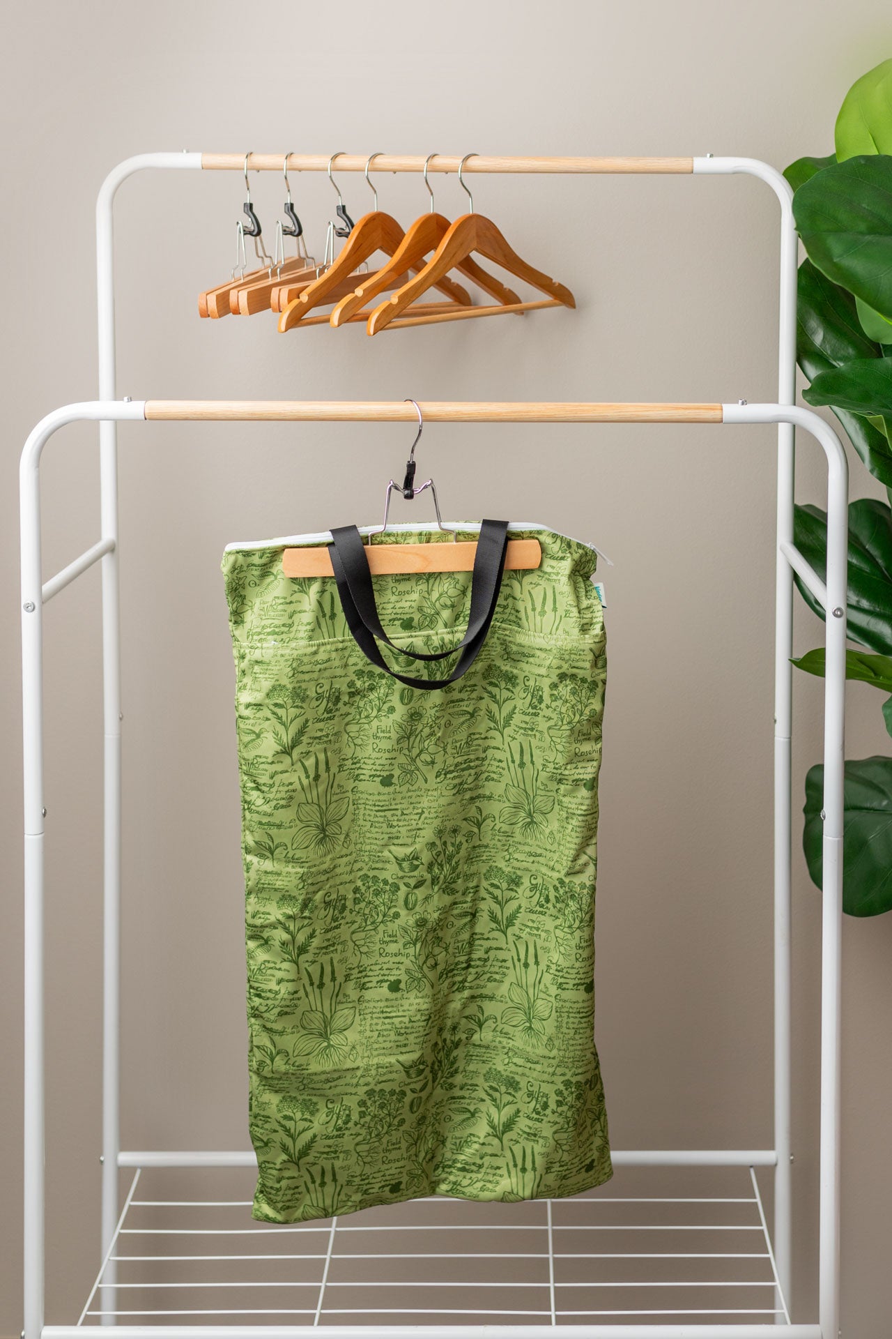 Patterned Large Zipper Hanging Wet Bag, Laundry Bag with Handles