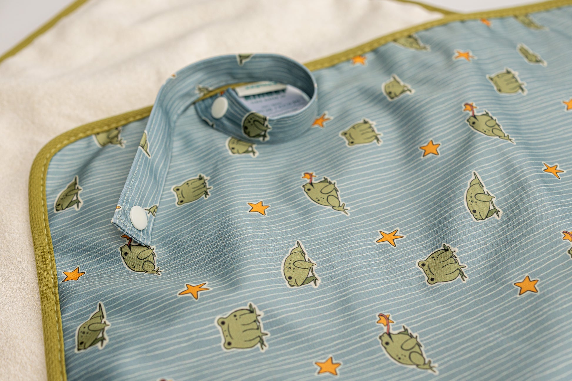Ultra-Soft Bamboo Machine Washable and Wipeable Diaper Change Mat