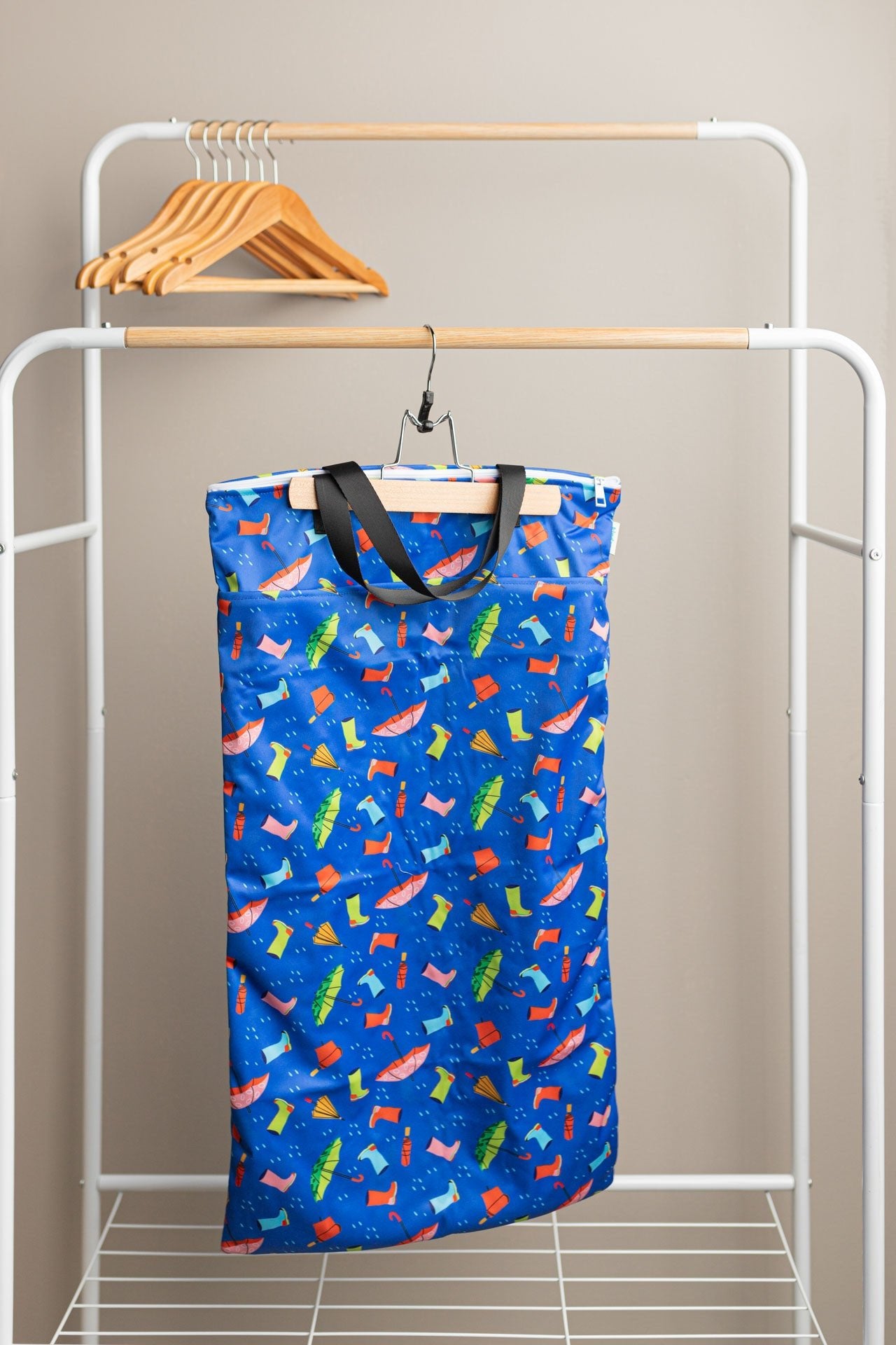 Large Zipper Hanging Wet Bag, Laundry Bag with Handles - Kinder Cloth Diaper Co. - 05 - 04 - 02 - modern reusable cloth diapers and more for birth to potty training - Pittsburgh Based Small Business