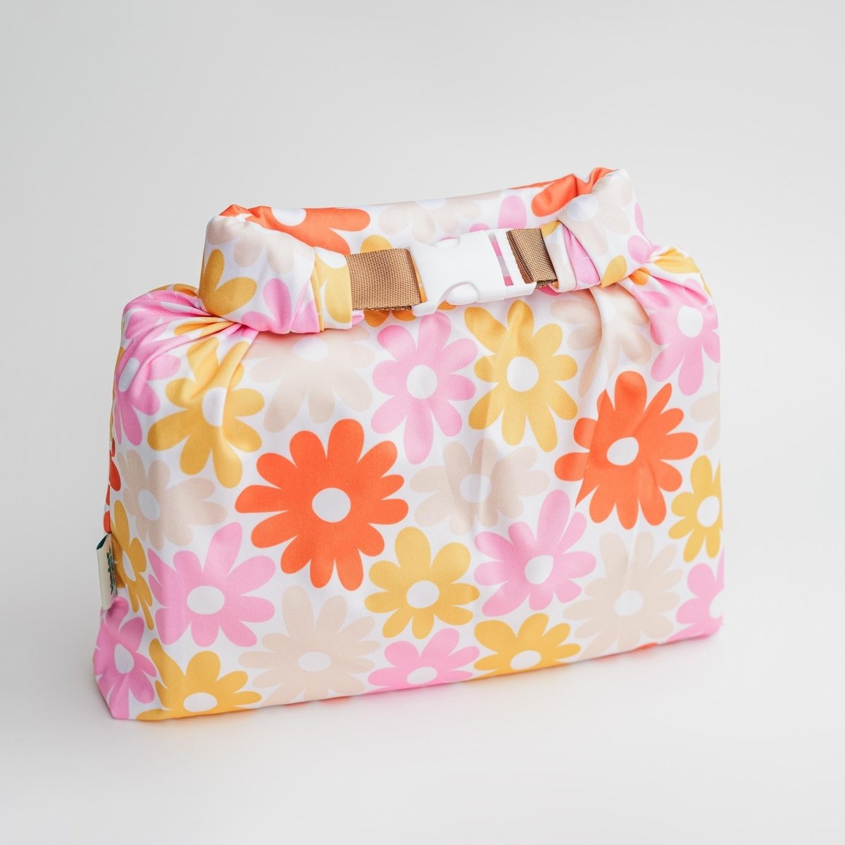 Retro Daisy - Modern - Cloth - Diapers - Wet Bag - Kinder Cloth Diaper Co. - Pittsburgh - Based - Small - Business - Woman - Owned